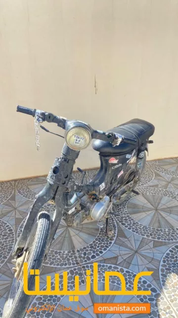 دراج ٩٠ عليه مكينة ٥٠ م يشكي من حاجه الوصف مهم