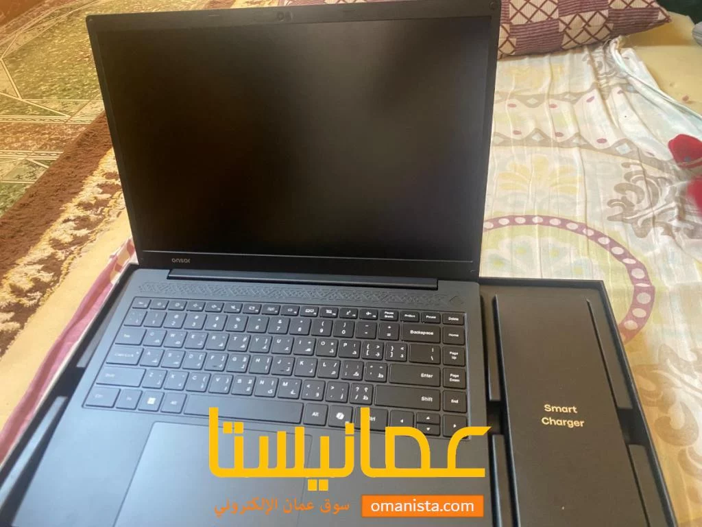 لابتوب جديد لم يستعمل بكرتونه