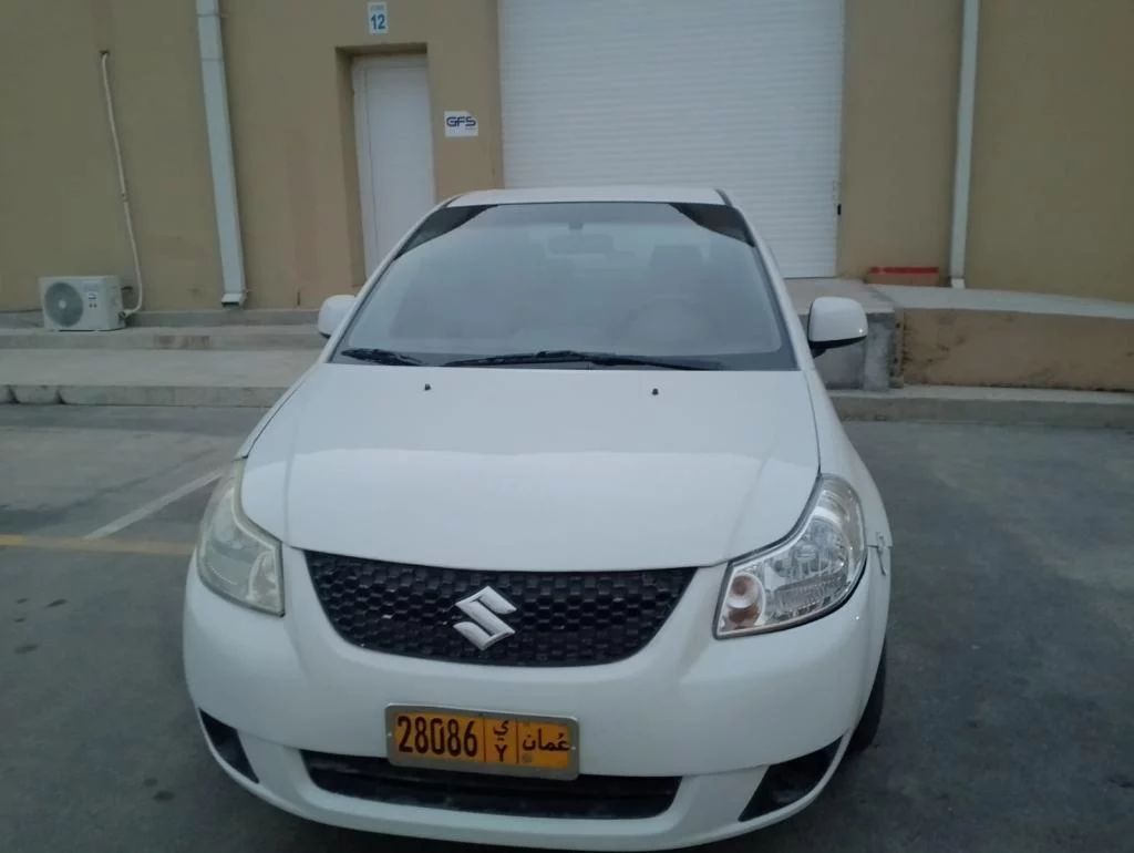 سيزوكي sx4 موديل 2011