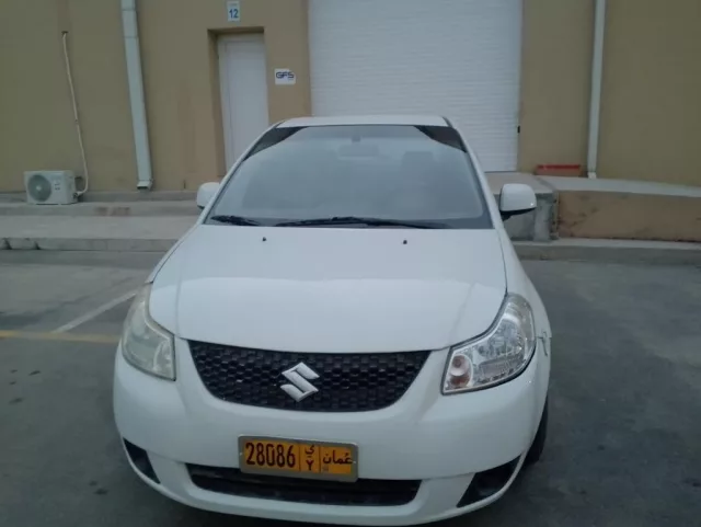 سيزوكي sx4 موديل 2011