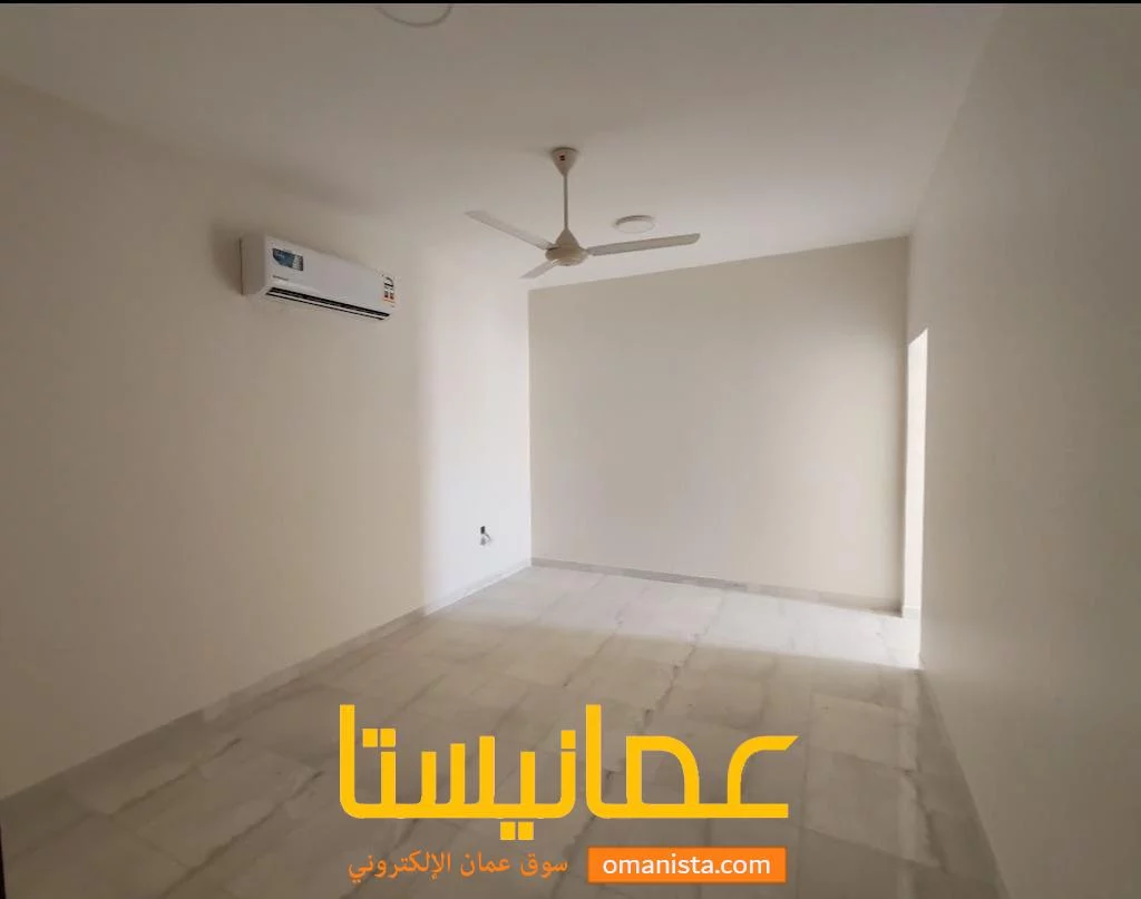 شقق للايجار في الخوض الحي التجاري
