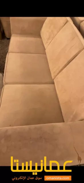 كراسي و طاولات و غرفة نوم للبيع