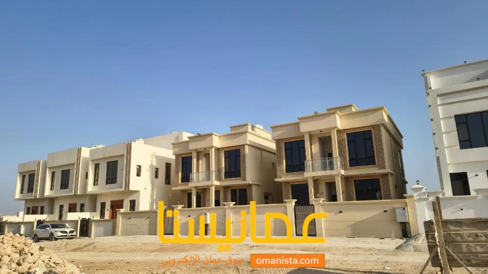 فيلا للايجار صلالة المروج إتين