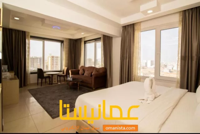 فندق للبيع