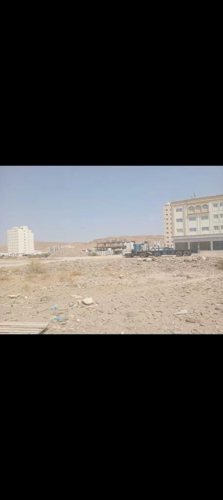 للبيع أرض سكني تجاري في بوشر المسفاة الخامسة
