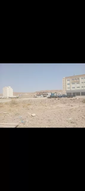 للبيع أرض سكني تجاري في بوشر المسفاة الخامسة