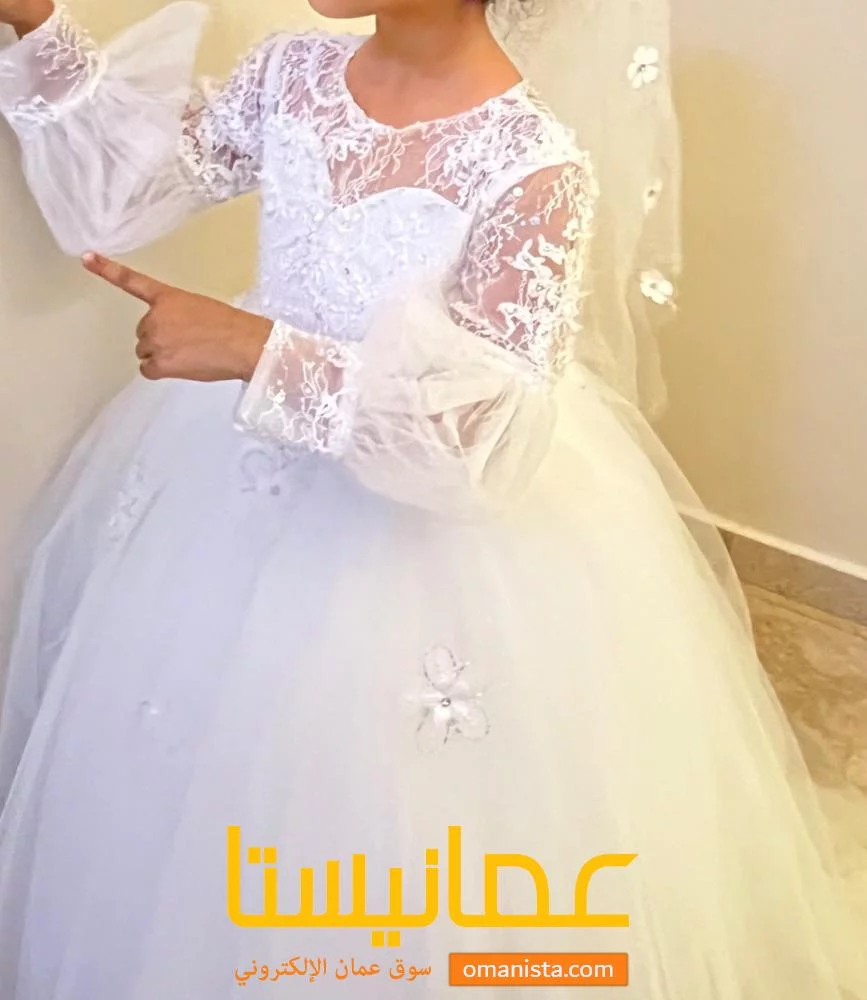 فستان طفله عمر ٩سنوات