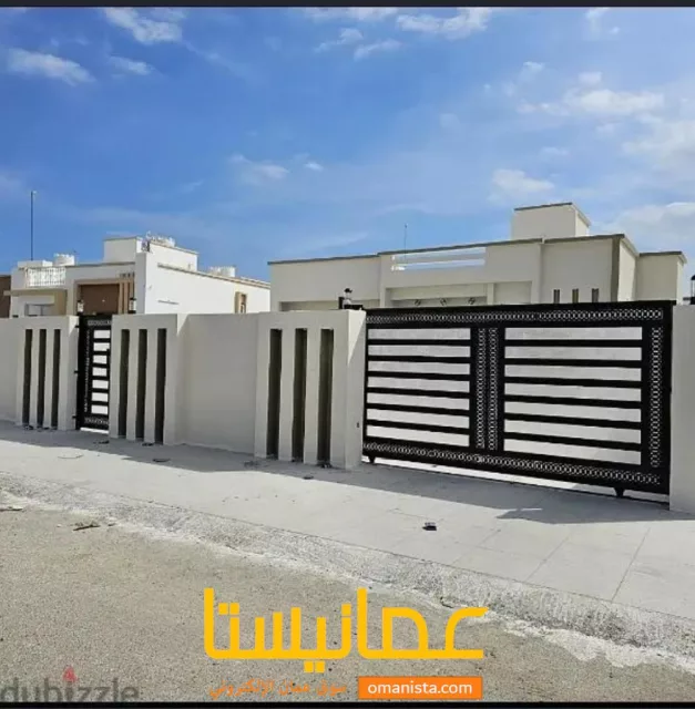 للبيع منزل في بركاء