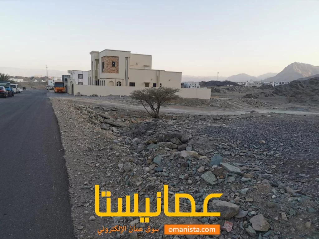ارض للبيع في العامرات 8/1