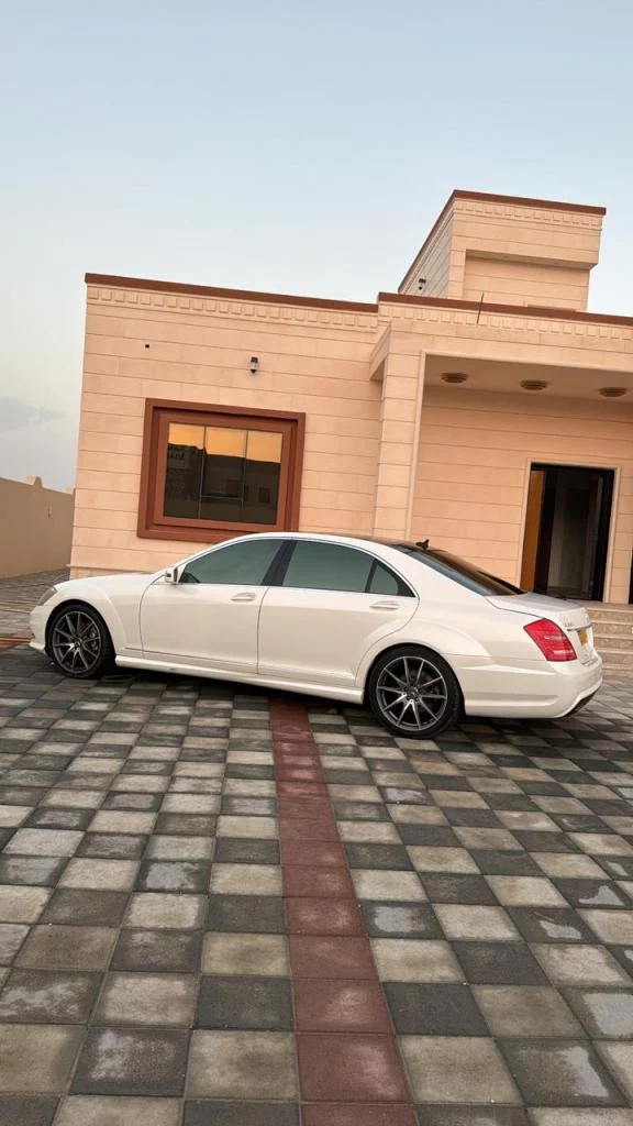 مرسيدس S350 بانوراما 2011