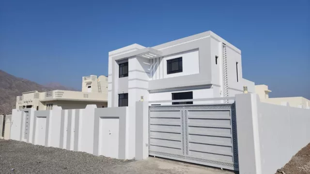 منزل مؤثث جديد للبيع