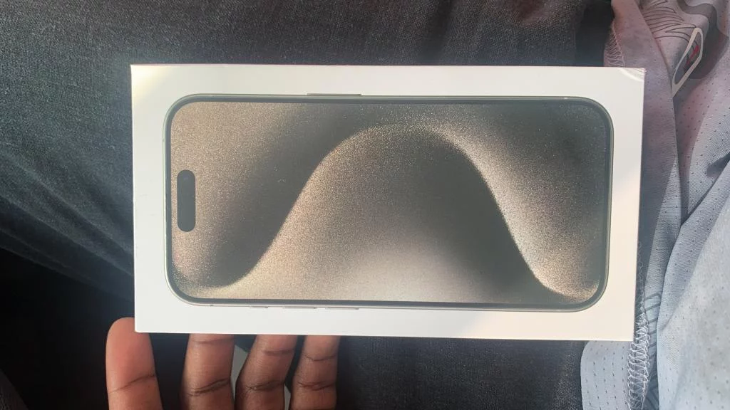 iPhone 15 pro 1 TB