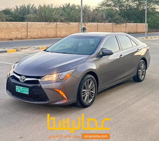 كامري للبيع