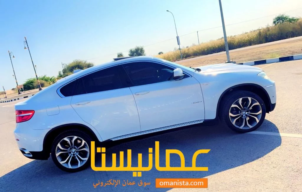 سياره للبيع مسرفسه بالكامل وما فيها شي طول