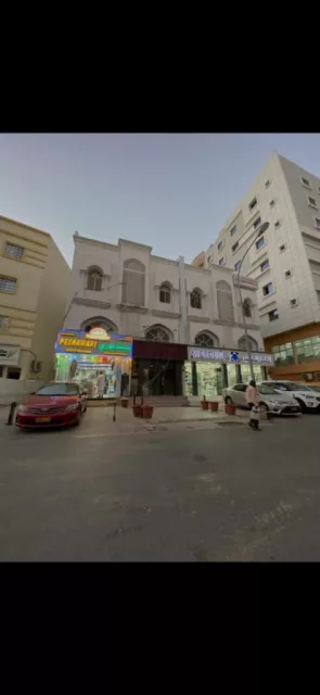 مبنى للبيع في روي