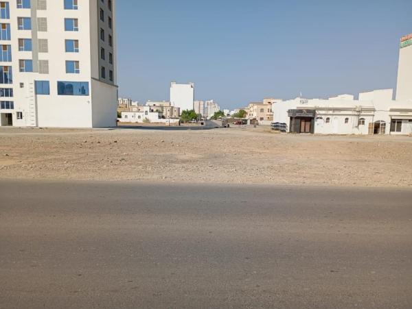 للبيع أرض سكني تجاري في الحي التجاري 5/2