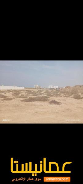 للبيع ارضين شبك سكنيات في بركاء رميس الشمال في قريب الشاطئ.