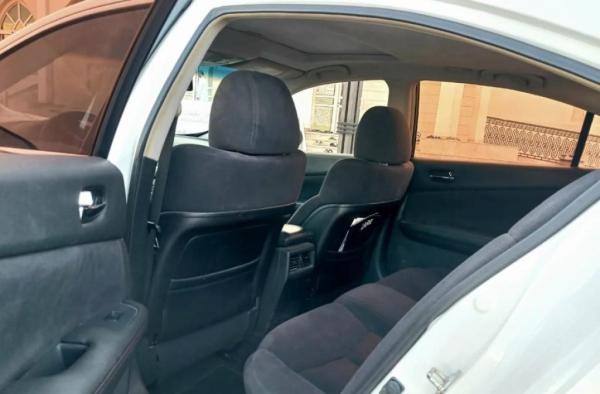 مكسيما للبيع 2014 بحالة جيدة