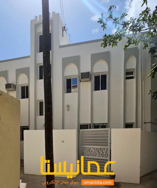 للبيع فيلا نظام شقق في دارسيت