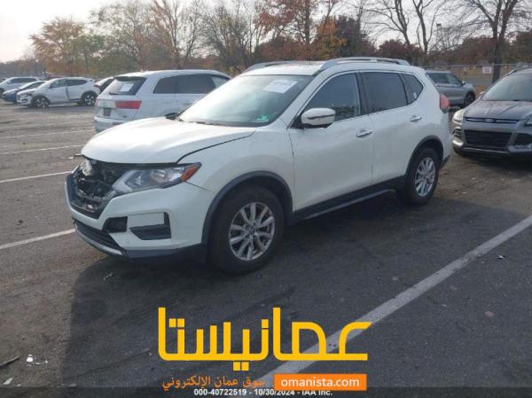 *نيسان روج موديل 2018 SV رقم واحد الفول بانوراما كيمرات جانب