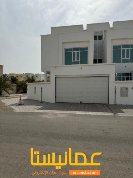 فيلا راقية للايجار في الموالح الجنوبية