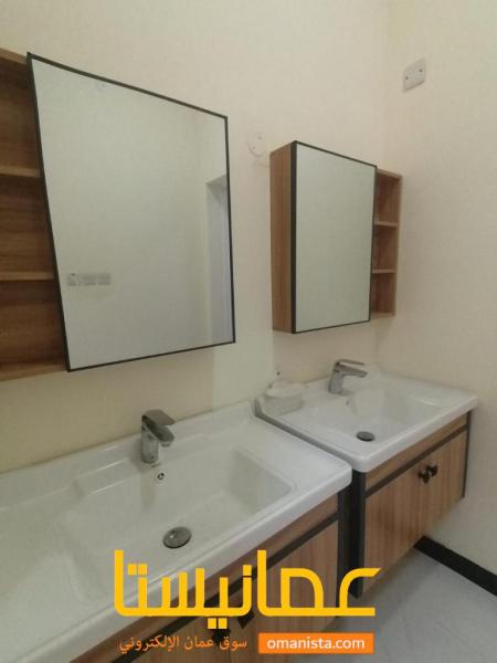 لايجار فيلا جميلة وراقية بطابقين في المعبيلة الجنوبية بشارع النو