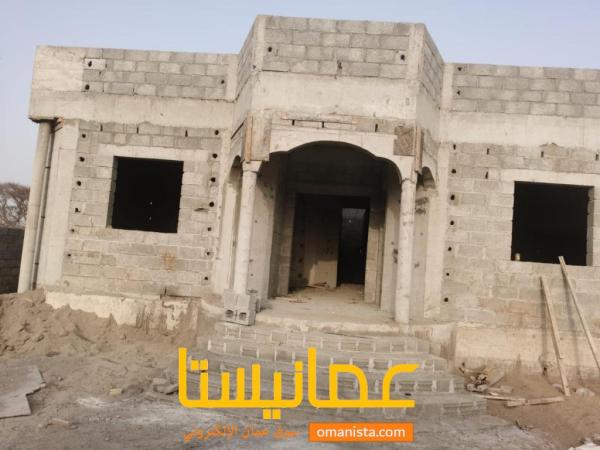 للبيع منزل قيد الانشاء بركاء الهرم