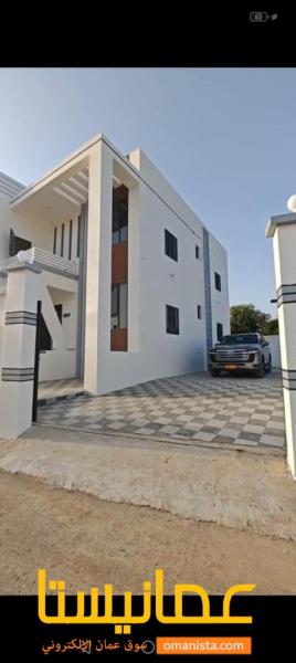 فيلا طابقين للبيع في السويق