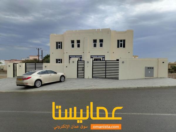 توين فيلا للبيع في فلج القبائل مع اجار شهري