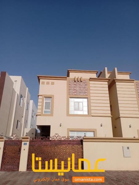 لـلإيـجار فـيـلا في المعبيلة الجنوبية علي شارع الخير