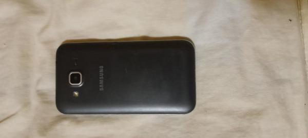 للبيع هاتف سامسونج جالكسي هاتف شغال أموره طيبه مطلوب فيه ٧