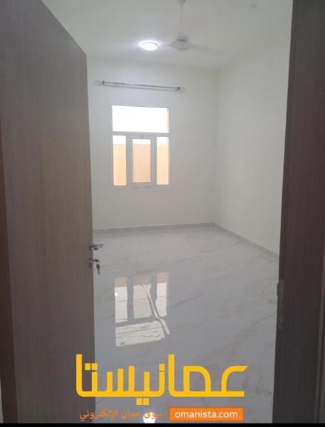 فله الإيجار في الملتقى