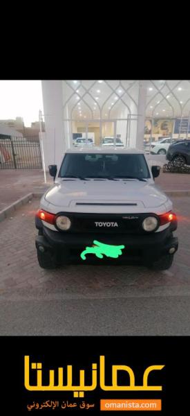 اسم المركبه : أف جي كروزر موديل : 2013 اللون الخارجي : ابيض