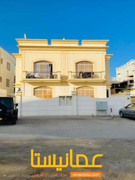 فيلا للبيع في الغبرة الشمالية