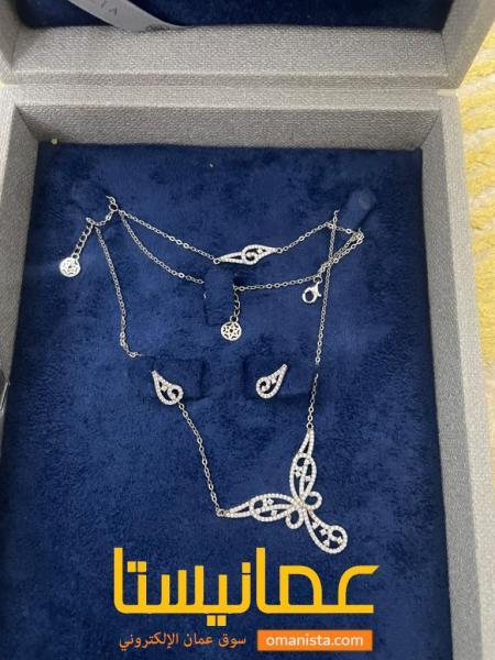 عقد فضه من حليه