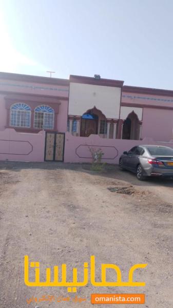 منزل مؤثث للبيع