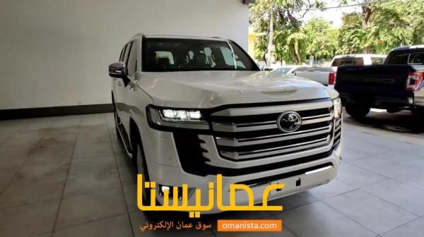 تويوتا لاند كروزر VXR 2022 بشاحن توربيني مزدوج