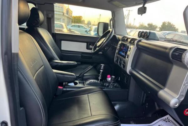 تويوتا FJ كروزر 2008