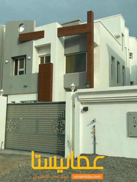 فيلا في الخوض السابعة للبيع