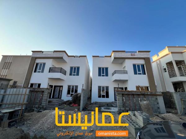 فلل للبيع في العامرات المنطقة 6 مقابل شارع الرحبة