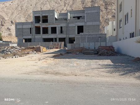 للبيع ارض سكينة في بوشر37