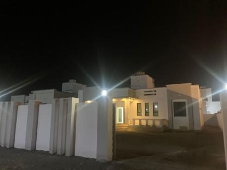 للبيع منزل ممتازة في ارض مساحتها 600م في المصنعة الملدة