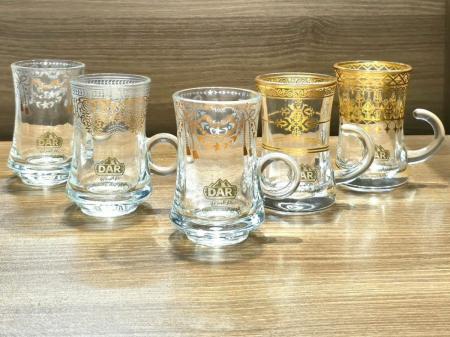 اكواب شاي منقوشه تشكيلات مختلفه مع مقبض