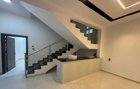 فلا للايجار في العامرات المرحله الخامسه