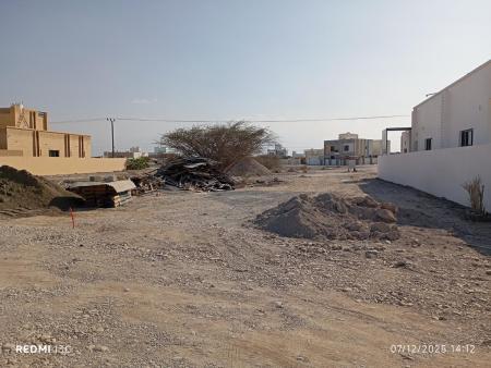 للبيع ارض سكينة في بركاء الهرم الرابعة