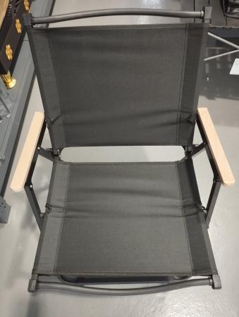 كرسي الرحلات مقاس 785851 سم لون اسود وابيض