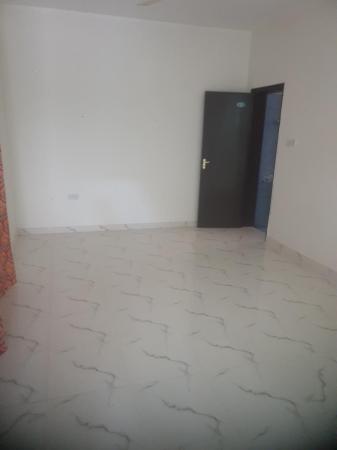 للايجار غرفة وحمام ومطبخ صغير في الخوض