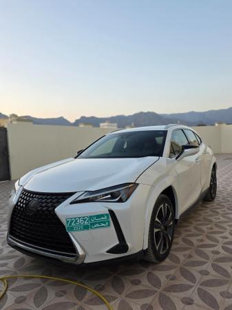 لكزس UX200 موديل2019 بقمة النظافة