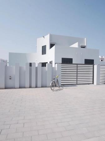 للبيع فيلا جزئين من توين فيلا جميلة في بركاء خلف سيف مارك