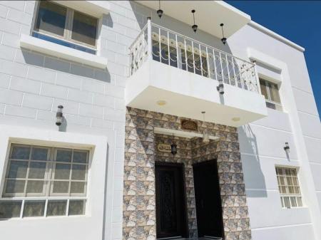 فيلا للبيع في العامرات مدينة النهضه مربع12